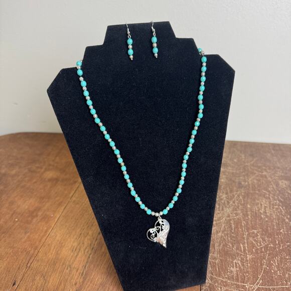 Artisan Handmade Turquoise beaded 21 inch necklace heart‎ pendant & earring set - Picture 1 of 6